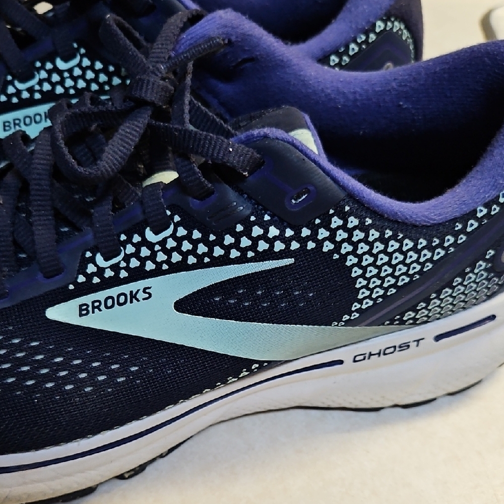 Brooks Ghost 14 Womens Sz 11 Med Blue White Athletic Shoes - Picture 2 of 10
